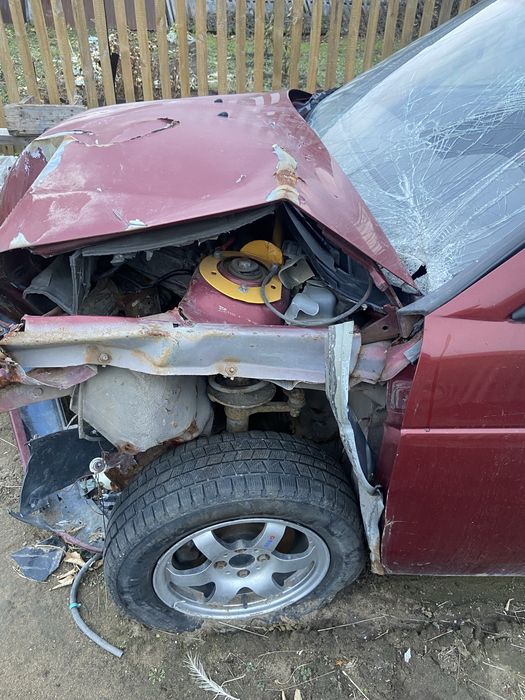 Продам приору, на разбор