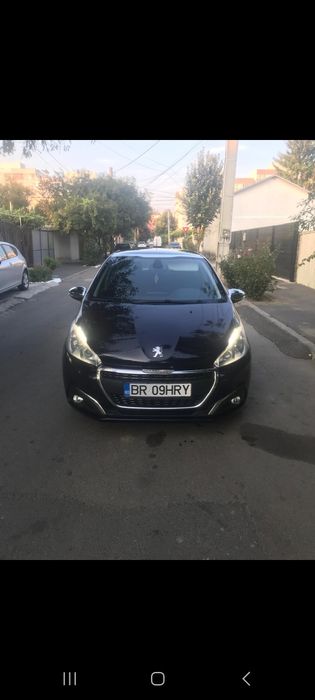 Peugeot 208.2016