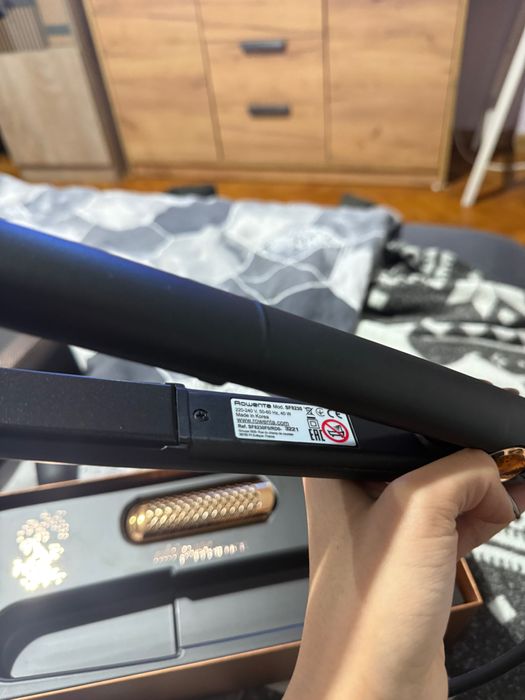 Преса за коса Rowenta