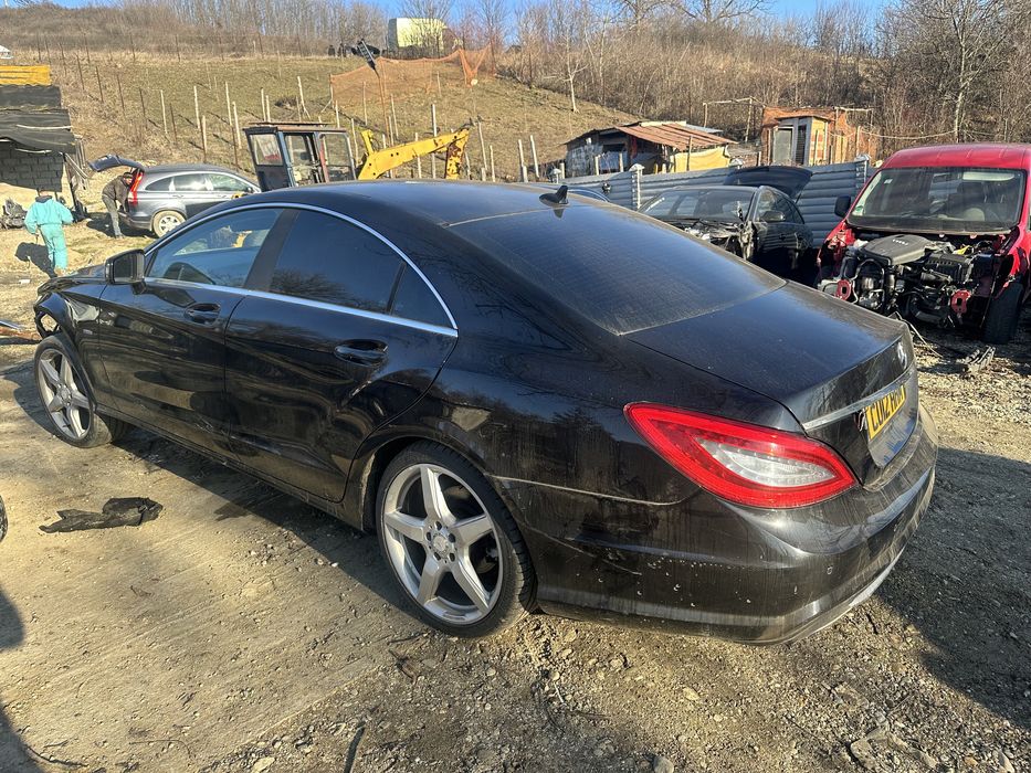 Mercedes CLS w218 2013 amg bara fata completa motor cutie usa aripa