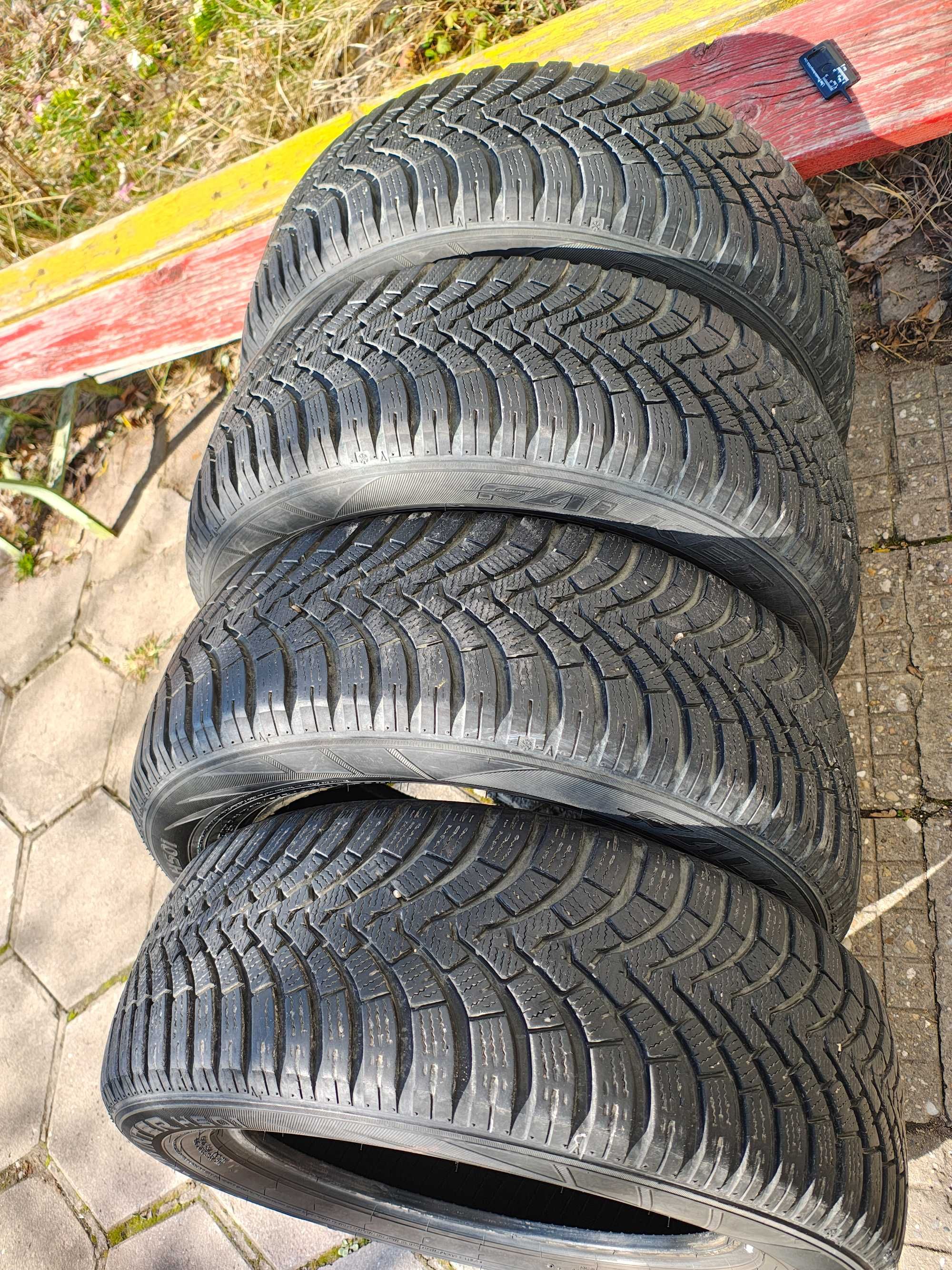 215x60R16 Falken EUROWINTER HS01 - 4 бр Зимни гуми