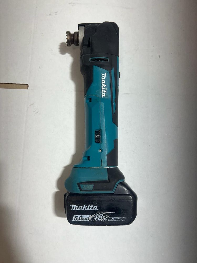 Multifunctionala Makita DTM51