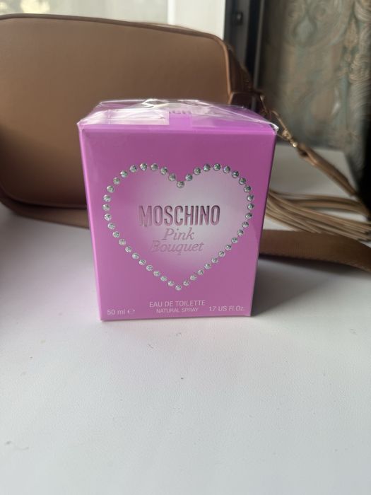 Moschino Pink Bouquet туалетная вода новая
