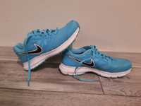 Дамски спортни обувки Nike