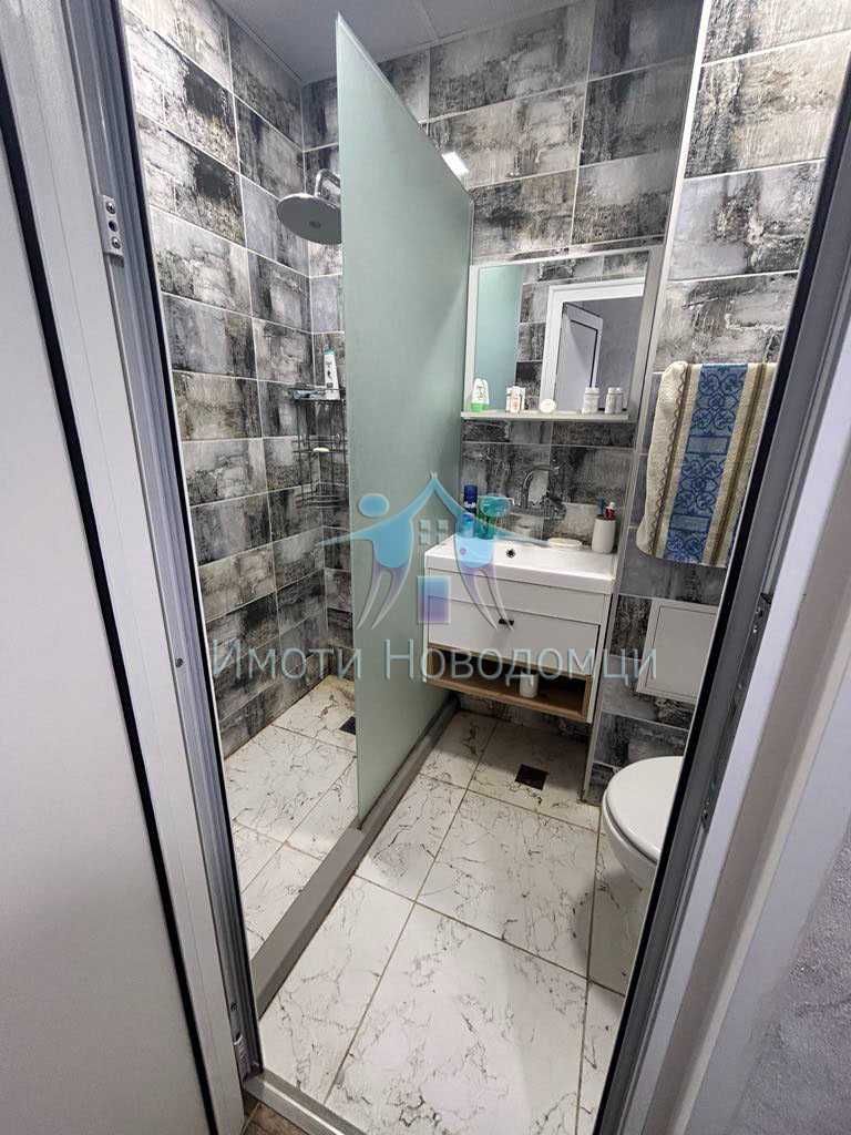 Дава се под наем Едностаен апартамент в Шумен, Пазара - 40 кв.м за 280.5 € - Снимка #3