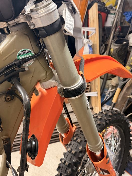 KTM НА ЧАСТИ цял мотор  2005г
