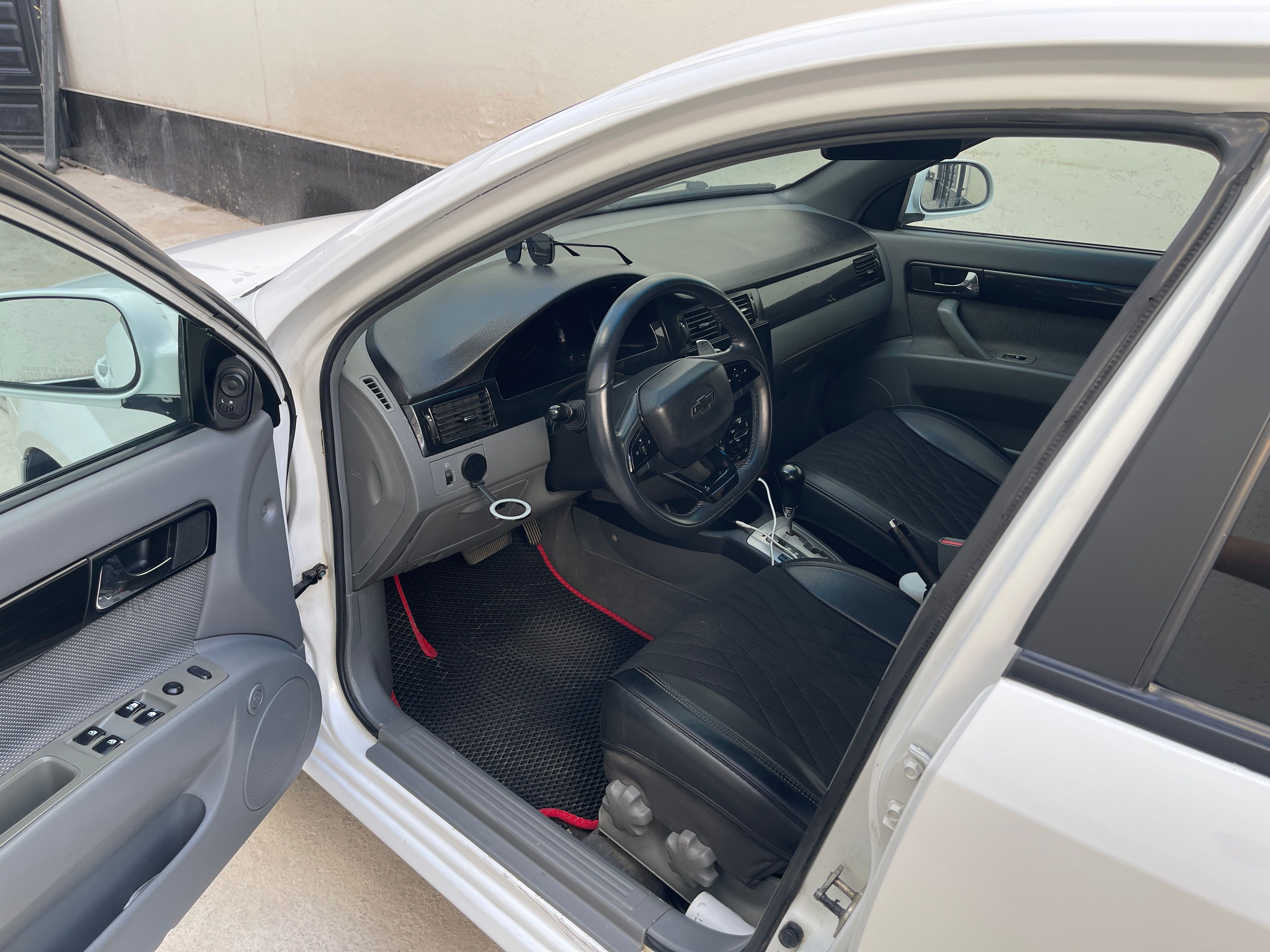 Lacetti 2013.    1.6 dvigitl