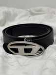 Curea diesel neagra