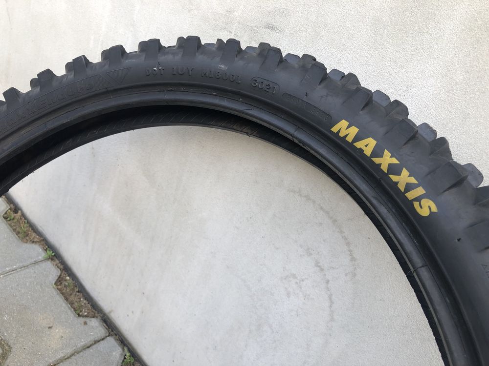 Cauciucuri Motor Marimea MAXXIS 90/90-21 si MAXXIS 140-80-18