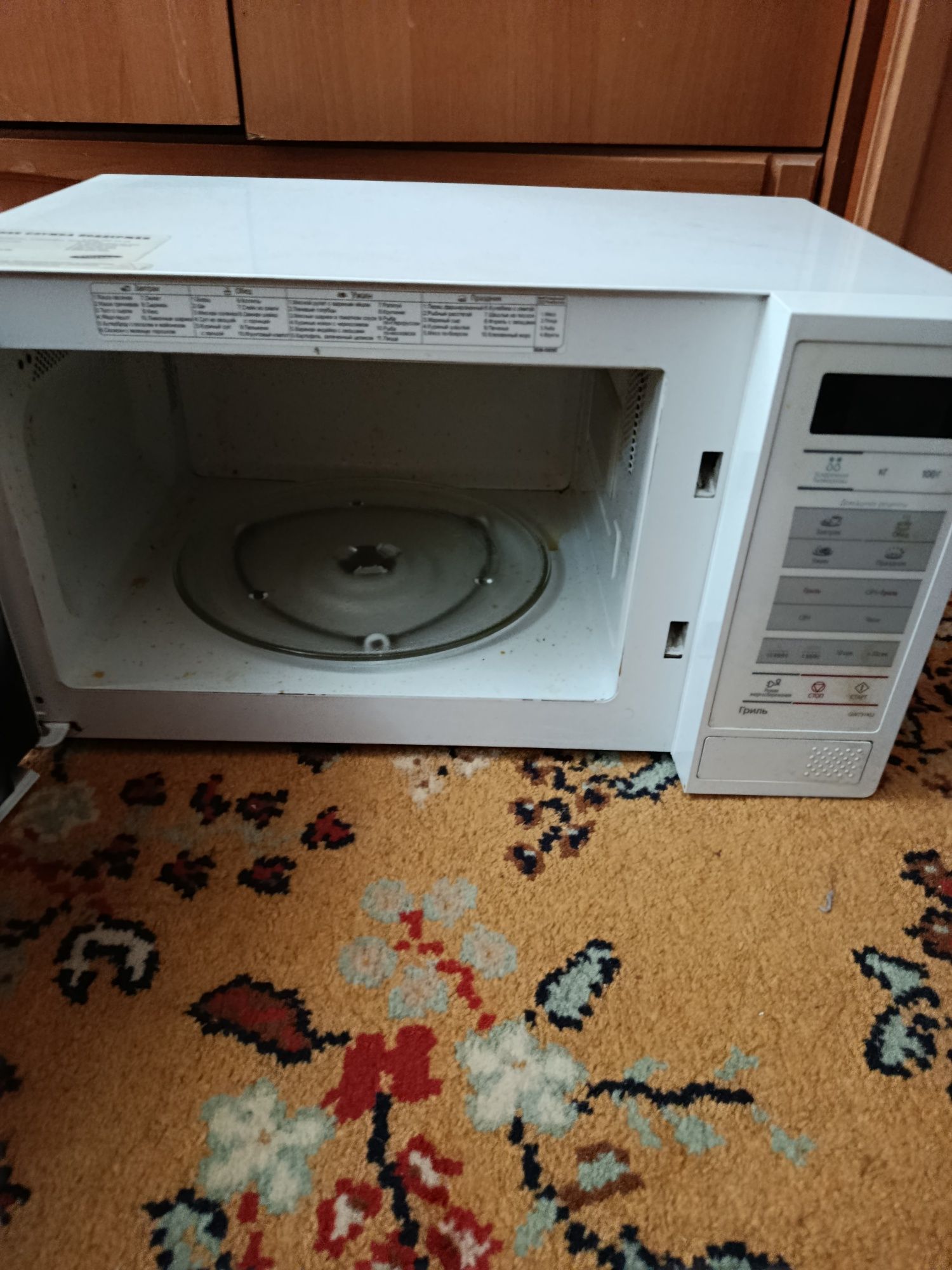 Микроволновая печь продам Samsung