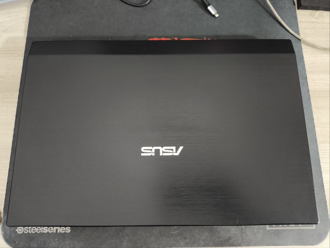 Шустрый, Asus P52F, Core i3, озу 4гб, SSD 120гб