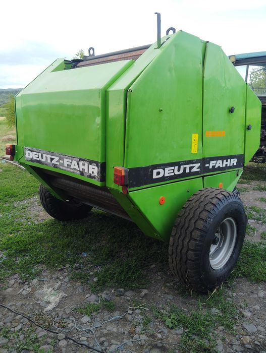 Presă balotiera rotundă  deutz Fahr KRONE kr 120