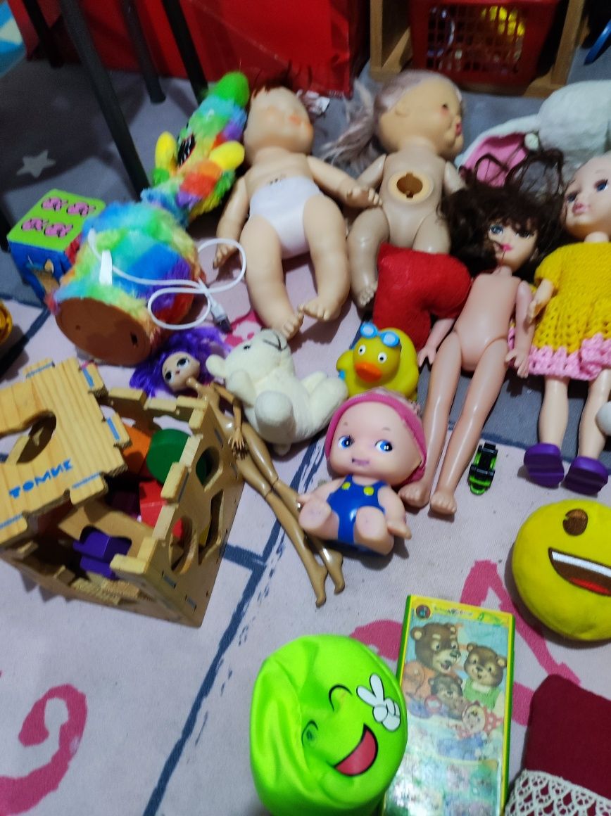 Продам пакет игрушки для девочек