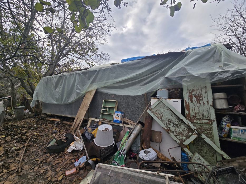 Фургон на шейна с две стаи.