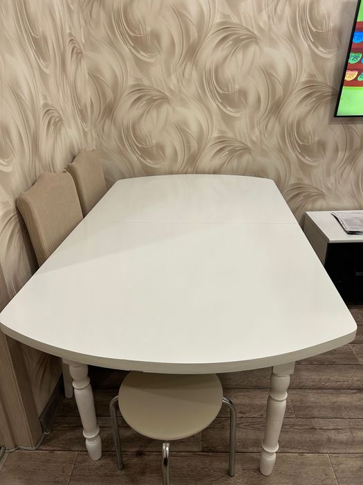 Продается стол раздвижной