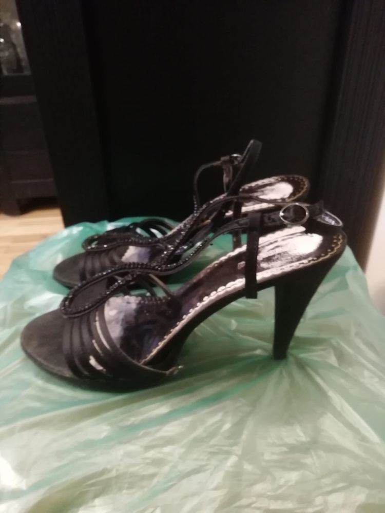 Sandale negre elegante - Graceland