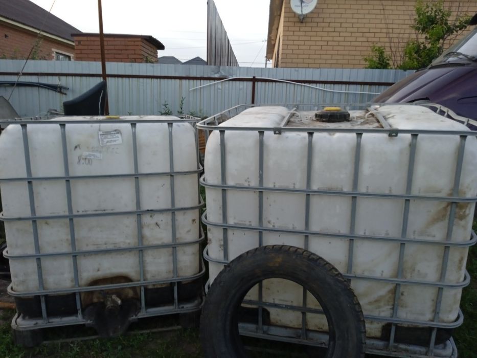 Беллый бочка 2шт 1шт 35 ТГ хорошим состояние дырк нет