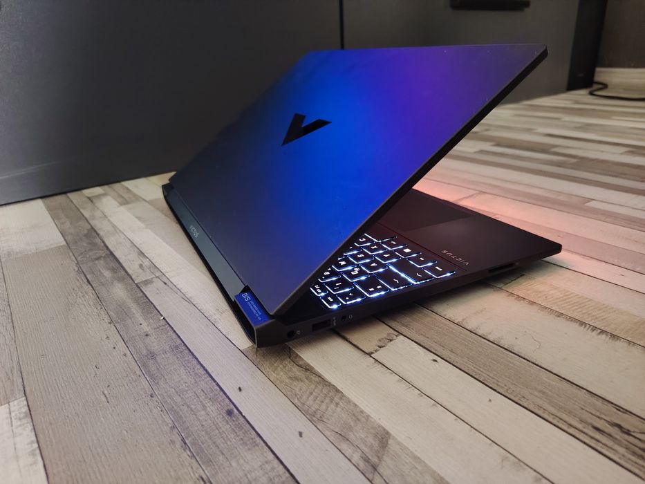 HP Victus Gaming RTX 3050