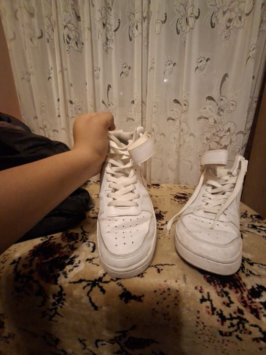 Nike uri utilizate dar sunt originale