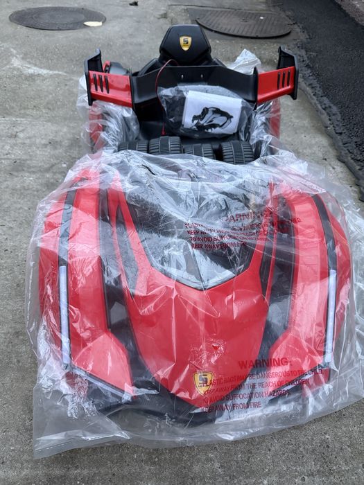 Masina electrica pentru copii