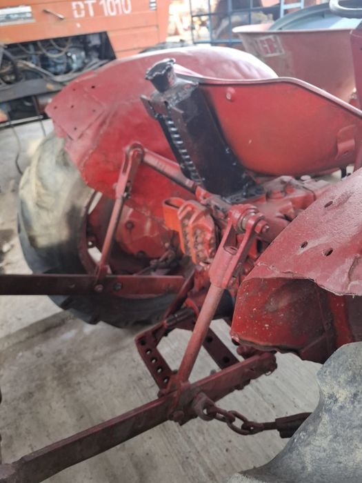 Tractor 550  cutie o maneta