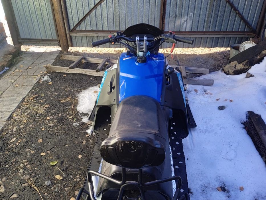 Продам снегоход Барыс 250