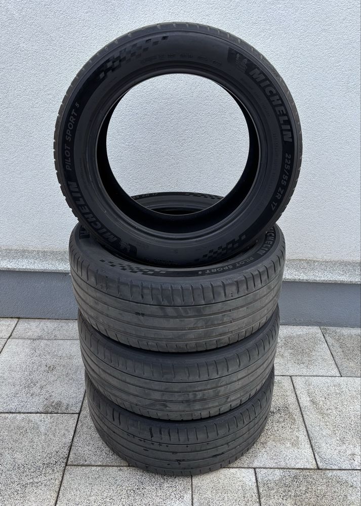Set 4 anvelope 225 55 r17 vara Michelin Pilot Sport 5