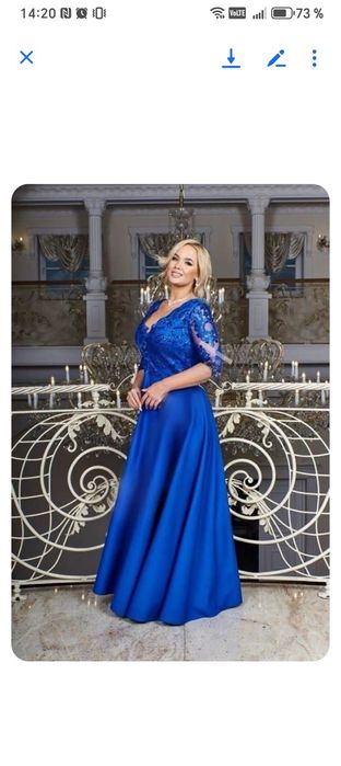 Vând rochie eleganta noua