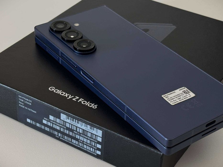 Бартер! Като НОВ! Samsung Galaxy Z Fold 6 Navy (Син)