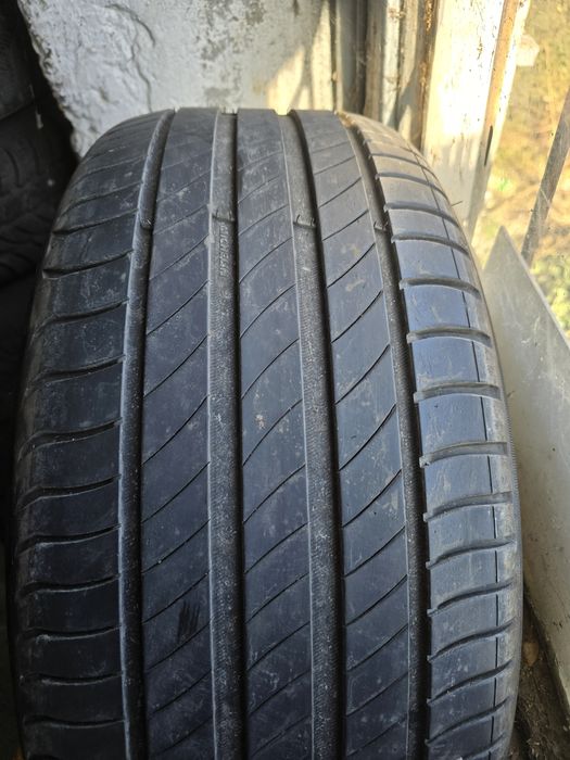 Anvelope vara 225 50 17