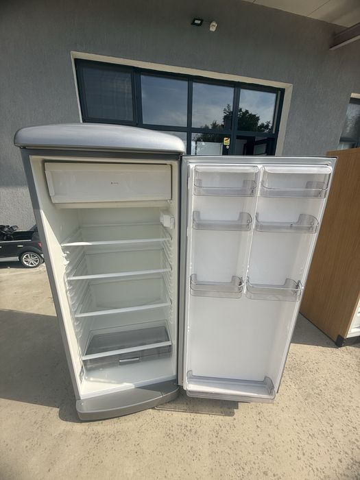Сив ретро хладилник Gorenje
