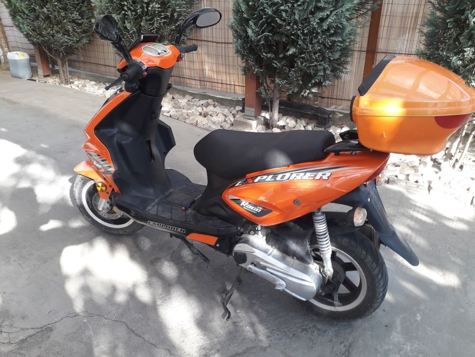 Vandscuter  limitat 25 km  Explorer 49ccc detin CI  si ITP