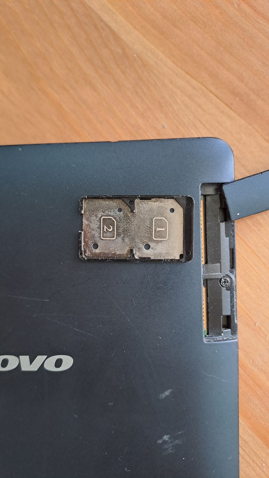 Таблет Lenovo TAB2 A8-50LC две сим карти IPS