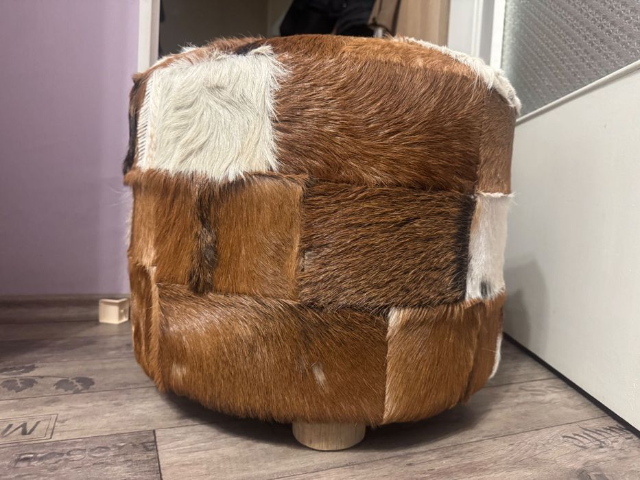 Табуретки от козя кожа