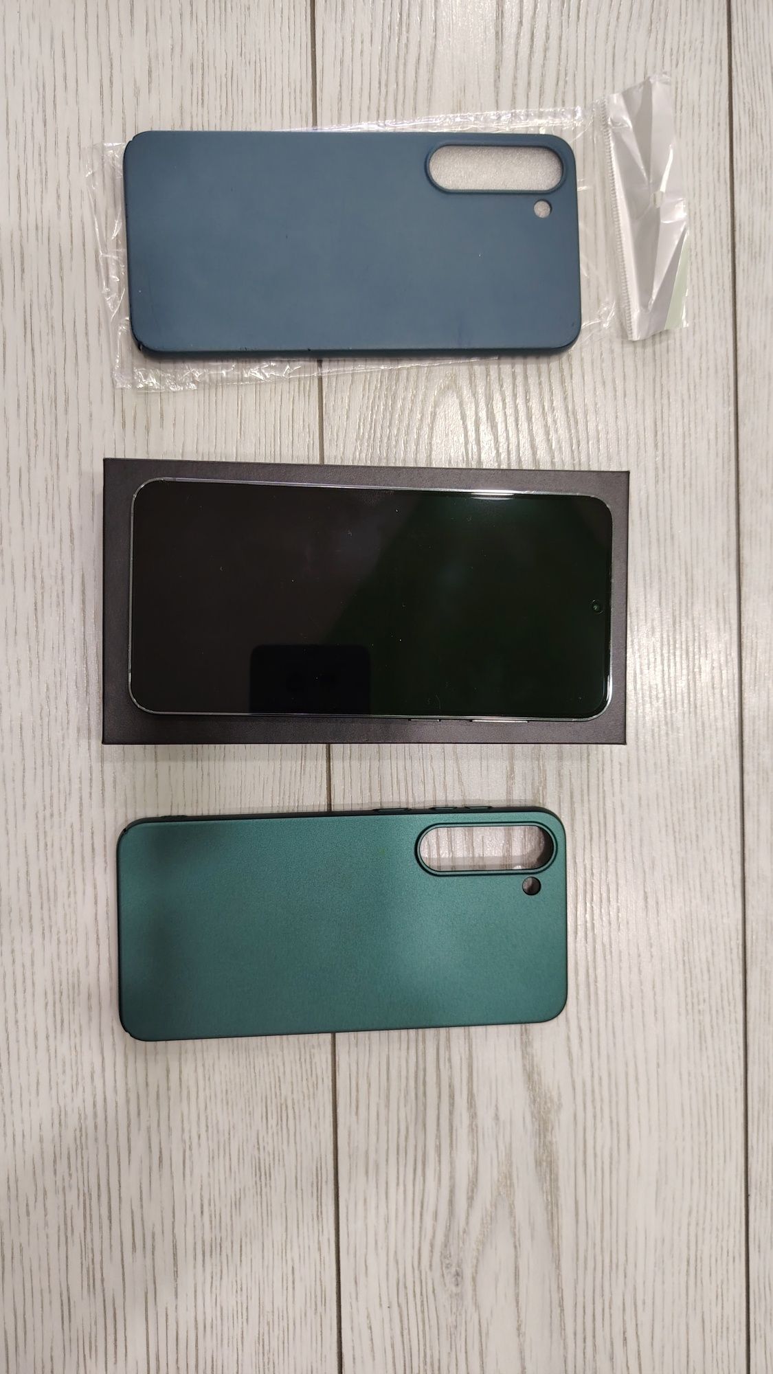 Samsung S23+ в гаранция към Йетел