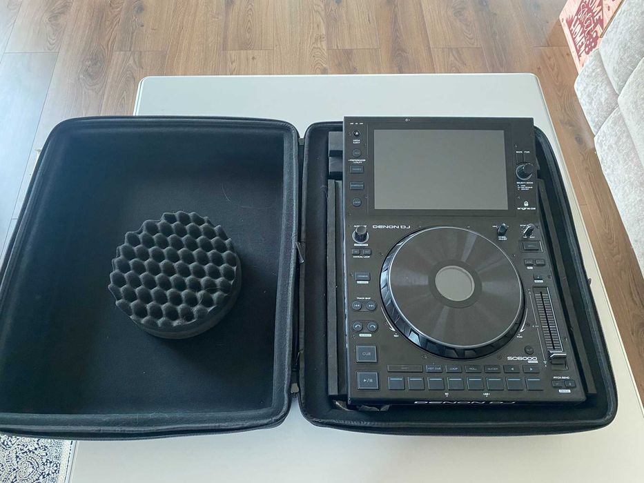 Denon Sc6000 + UDG Ultimate SlingBag;