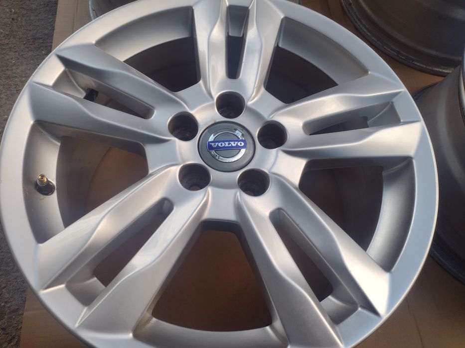 Оригинални 17-5х108 ЕТ55 8j Volvo S60 V60 V40 V70