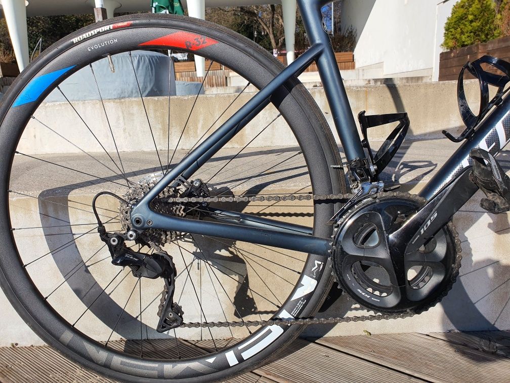 Specialized tarmac sl6 Shimano 105