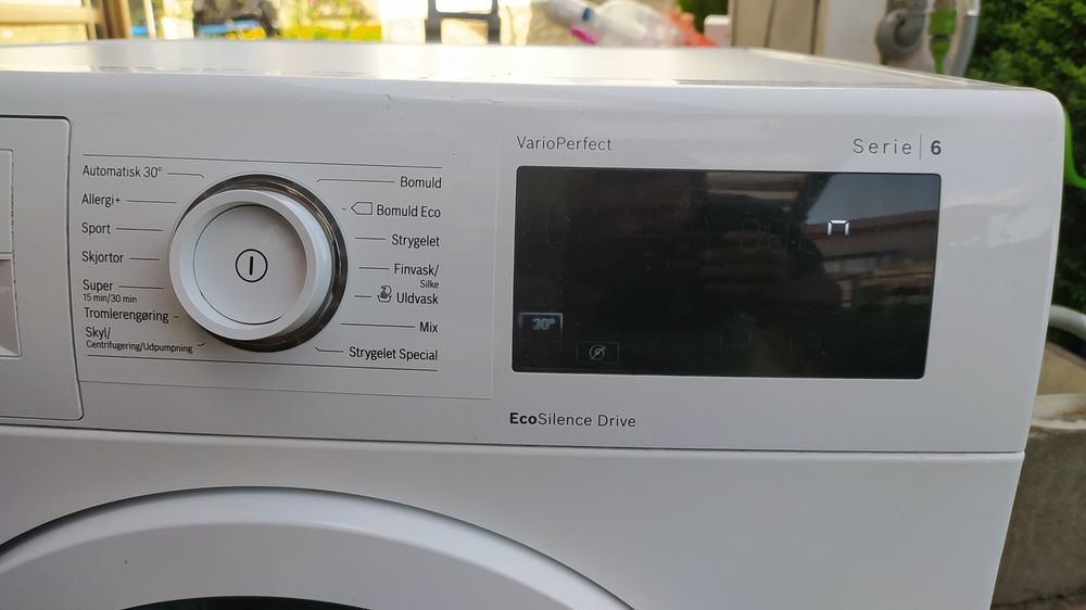 Bosch seria 6 с точна автоматична система за дозиране i-DOS
+ Гаранция