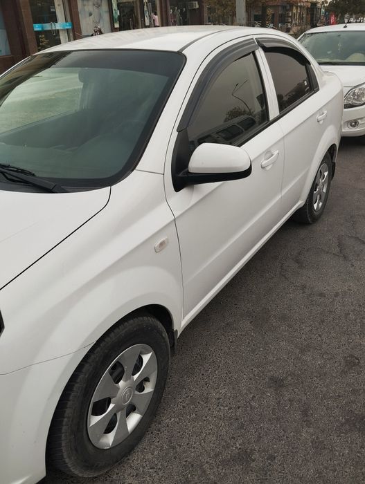 Мошин сотилади радной