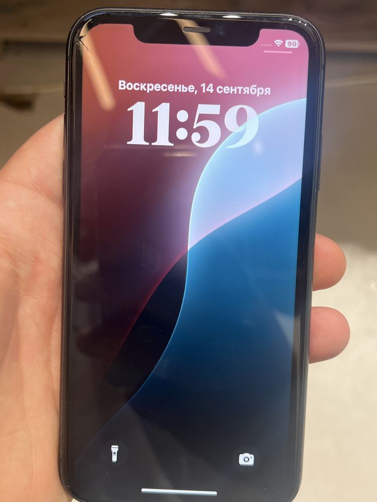 Айфон 11 в хорошем состоянии б/у