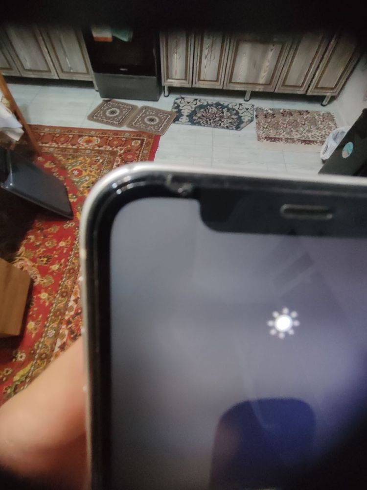 iphone 11 sotladi 73% yomks
