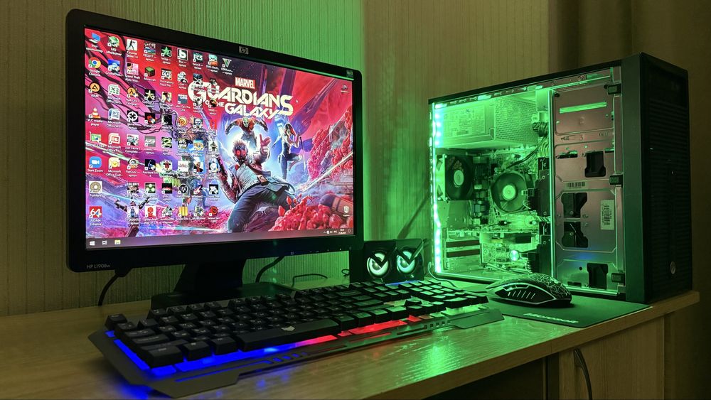 Игровой компьютер Core i3/8GB/HDD/GT 440 + 19 дюйм монитор/ЦЕНА ЗА ВСЁ