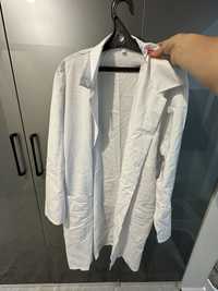 Продаю медицинские  белые новые халаты от Гедеон рихтер