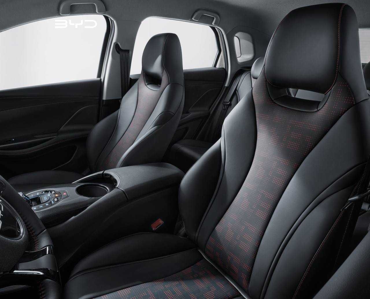BYD E2 EV 405 KM LUXE
Гарантия на батарею: 8 лет или 150 000 км