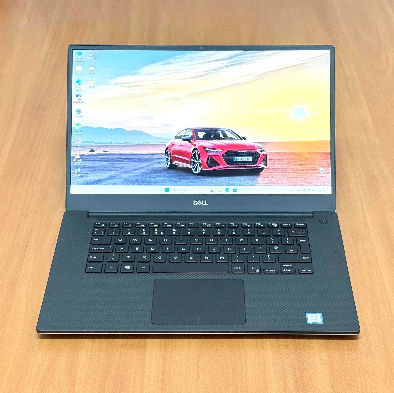 Dell 5540/ intel Xeon/ 64GB / 512GB SSD/ Quadro T1000 / IGZO 100% sRGB