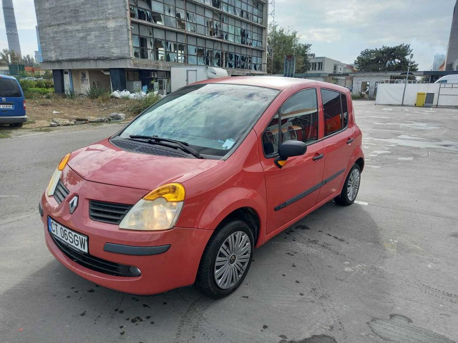 Vând Renault Modus