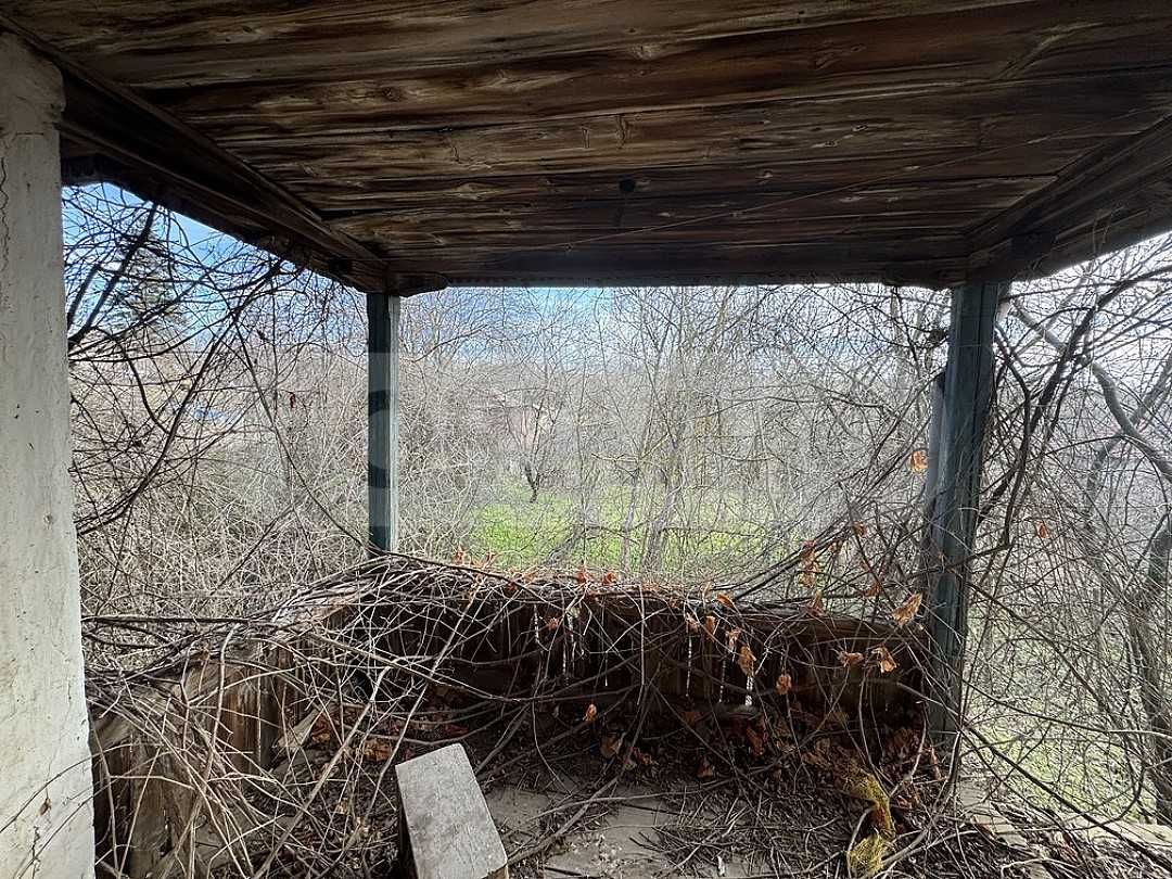 Двуетажна къща в село Беляново