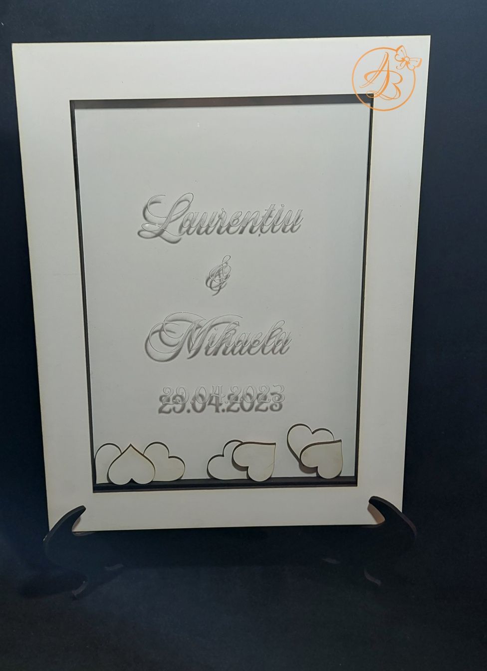 Guest book - Rama cu geam gravat si cutie inimioare