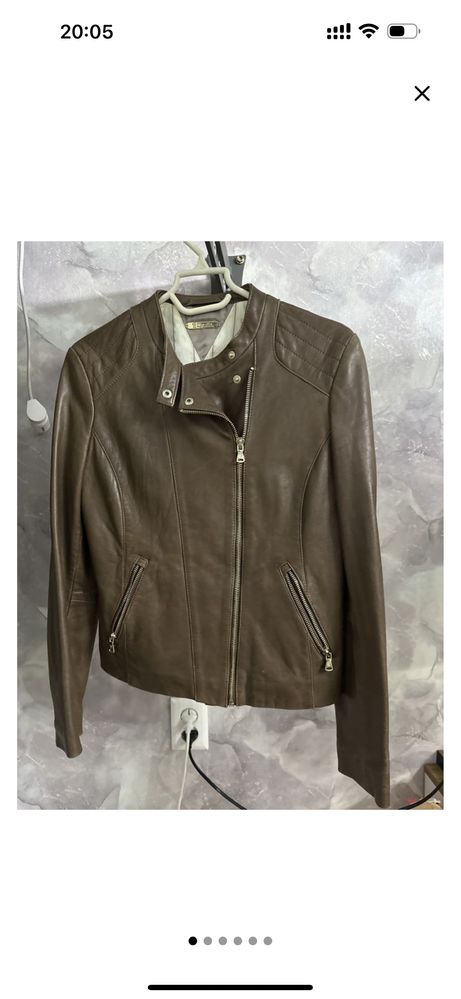 Кожаная куртка Massimo Dutti